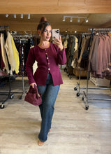 Charger l&#39;image dans la galerie, Gilet bordeaux KLERVIE (34 au 40)