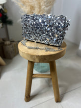Charger l&#39;image dans la galerie, Pochette avec bandoulière sequins argent
