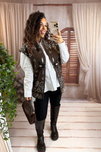 Charger l'image dans la galerie, Gilet sans manche motif bandana chocolat SORI (36 au 46)