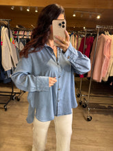 Charger l'image dans la galerie, Chemise loose en jeans denim OPALE (36 au 48)
