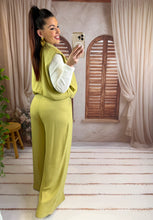 Charger l'image dans la galerie, Veste sans manches vert amande LISSA (36 au 42)