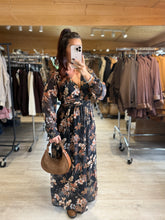 Charger l&#39;image dans la galerie, Robe longue motif à fleurs ÉRINE (40 au 48)