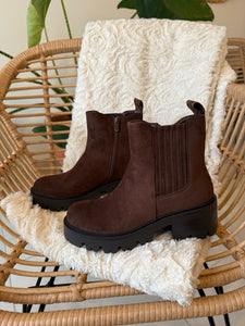 Bottine chocolat LÉOPOLD ( reste 1 taille 38 )