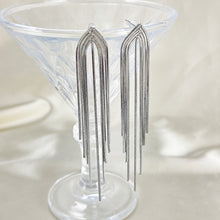 Charger l'image dans la galerie, Boucles d'Oreilles Argentées Chaînes Longues