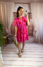 Charger l'image dans la galerie, Robe courte fuchsia motif rouge AURÉLIE (36 au 48)