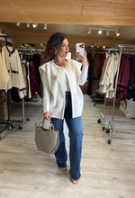 Charger l&#39;image dans la galerie, Veste sans manches écru CLARISSE (40 au 48)