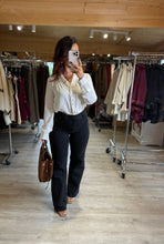 Charger l&#39;image dans la galerie, Jean noir coupe large KARLA (36 au 46)