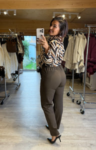 Pantalon marron boutons MARGAUX (36 au 46 )