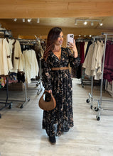 Charger l'image dans la galerie, Robe longue noir à motif BLANDINE (40 au 48)