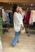 Charger l'image dans la galerie, Chemise ample blanc CORALIA (38 au 48)