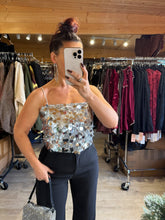 Charger l&#39;image dans la galerie, Débardeur gros sequins argenté FLORA (36 au 40)