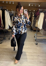 Charger l&#39;image dans la galerie, Chemise motif bleu ISA (34 au 40)