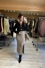 Charger l&#39;image dans la galerie, Gilet noir boutons or GINI (34 au 50)