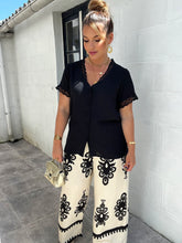 Charger l'image dans la galerie, Chemisier noir dentelle manche courte OLIVIA ( 36 au 48 ) ⭐️