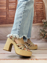 Charger l'image dans la galerie, Sandale compensées gold CAPUCINE (36 au 41)
