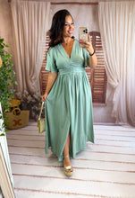 Charger l'image dans la galerie, Robe vert d'eau AMOR (34 au 48)