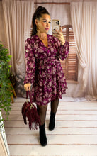 Charger l'image dans la galerie, Robe courte bordeaux à motif fleurs NORA (36 au 48)