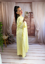 Charger l'image dans la galerie, Robe chemise brodé motif fleurs jaune MAYA (36 au 46)