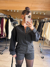Charger l&#39;image dans la galerie, Chemise noir oversize VERO  (40 au 48)