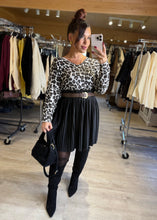 Charger l&#39;image dans la galerie, Pull fin léopard écru CLARA (36 au 48)