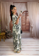 Charger l'image dans la galerie, Robe motif kaki LIORÉ (36 au 48 )