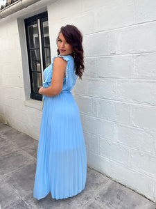 Robe bleu clair plissée volant ( 34 au 46)