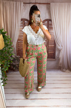 Charger l'image dans la galerie, Pantalon vert fleuri rose ANASTASIE (36 au 48)