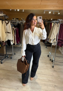 Jean noir coupe large KARLA (36 au 46)