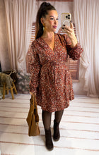 Charger l'image dans la galerie, Robe caramel JADE (36 au 48)