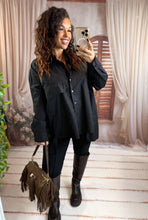 Charger l'image dans la galerie, Chemise oversize noir EMMA (38 au 48)