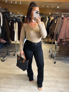 Jean noir bootcut LALIE (38 au 48)