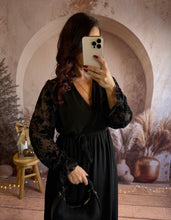 Charger l&#39;image dans la galerie, Longue robe noir manche dentelle ISADORA (36 au 48) ⭐️