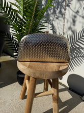 Charger l'image dans la galerie, Pochette gold Doria