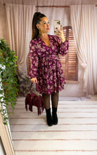 Charger l'image dans la galerie, Robe courte bordeaux à motif fleurs NORA (36 au 48)