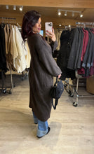 Charger l&#39;image dans la galerie, Long gilet chocolat MAIWEN (34 au 44)