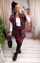 Charger l'image dans la galerie, Gilet sans manche motif bandana bordeaux SORI (36 au 46)