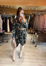 Charger l&#39;image dans la galerie, Robe chemise kaki motif écru SOFIA (36 au 50)