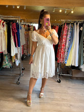Charger l&#39;image dans la galerie, Robe blanche dentelle calibra