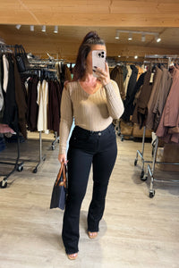 Jean noir bootcut LALIE (38 au 48)
