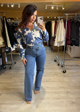 Charger l&#39;image dans la galerie, Jean bleu large LUCIA (34 au 42)