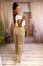 Charger l'image dans la galerie, Pantalon vert fleuri rose ANASTASIE (36 au 48)