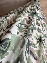 Charger l'image dans la galerie, Jupe fendu motif kaki DIANE ( 36 au 46 )
