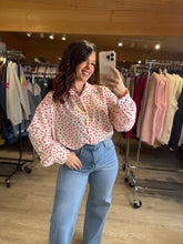 Charger l'image dans la galerie, Chemise large coeur couleur rose MARIA (40 au 48)