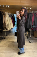 Charger l&#39;image dans la galerie, Long gilet chocolat MAIWEN (34 au 44)