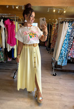 Charger l'image dans la galerie, Jupe Claudia jaune avec ceinture  ☀️( 34 au 46 )