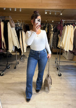 Charger l&#39;image dans la galerie, Jeans flare LALIE push up (34 au 42)