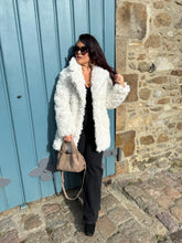 Charger l&#39;image dans la galerie, Manteau mi-long bouclette écru REINE (36 au 44)