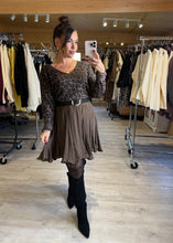 Charger l&#39;image dans la galerie, Pull fin léopard chocolat CLARA (36 au 48)