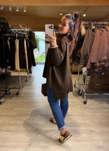 Pull large chocolat MORGANE (36 au 50)