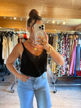 Charger l&#39;image dans la galerie, Débardeur noir en lin dentelle ( 36 au 48 )